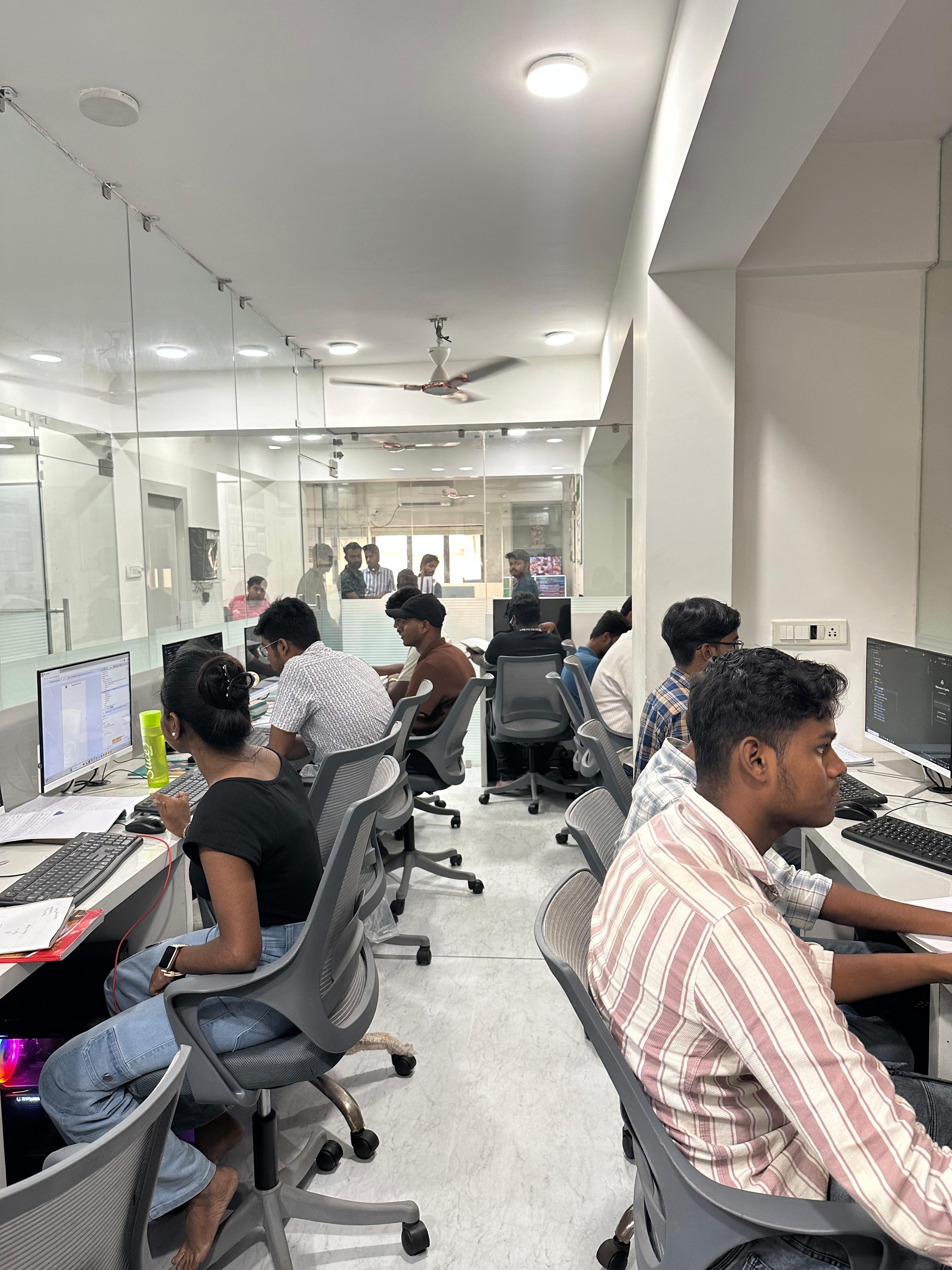 LEARNING HUB - Training Institute